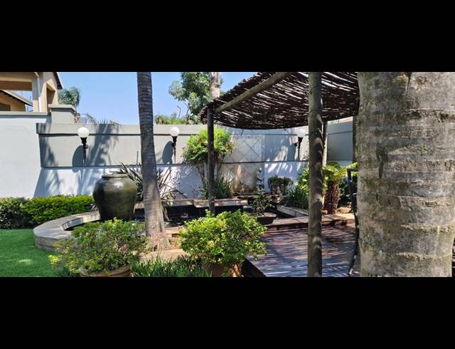 4 BEDROOM CLUSTER FOR SALE IN BRENTWOOD